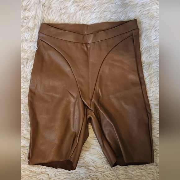 Skims Faux Leather Biker Short in Jasper - NWT - Picture 2 of 7